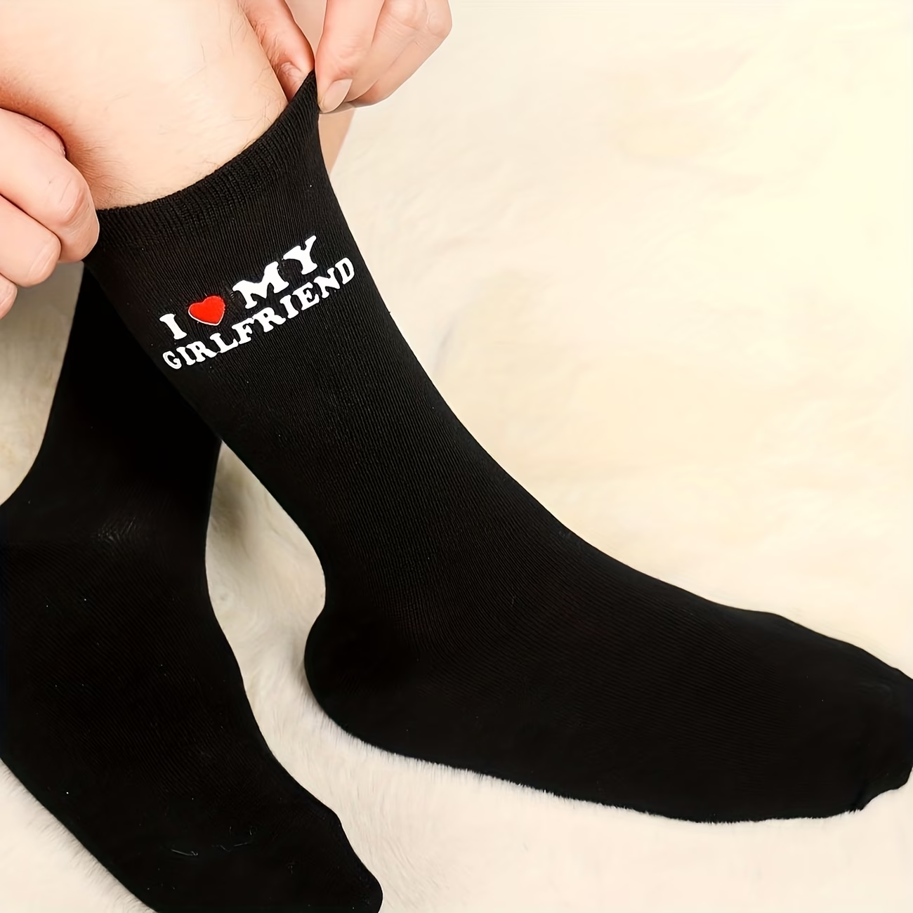 1 Pair Of Fun Couple Socks, I  - Event Z 评论和价格