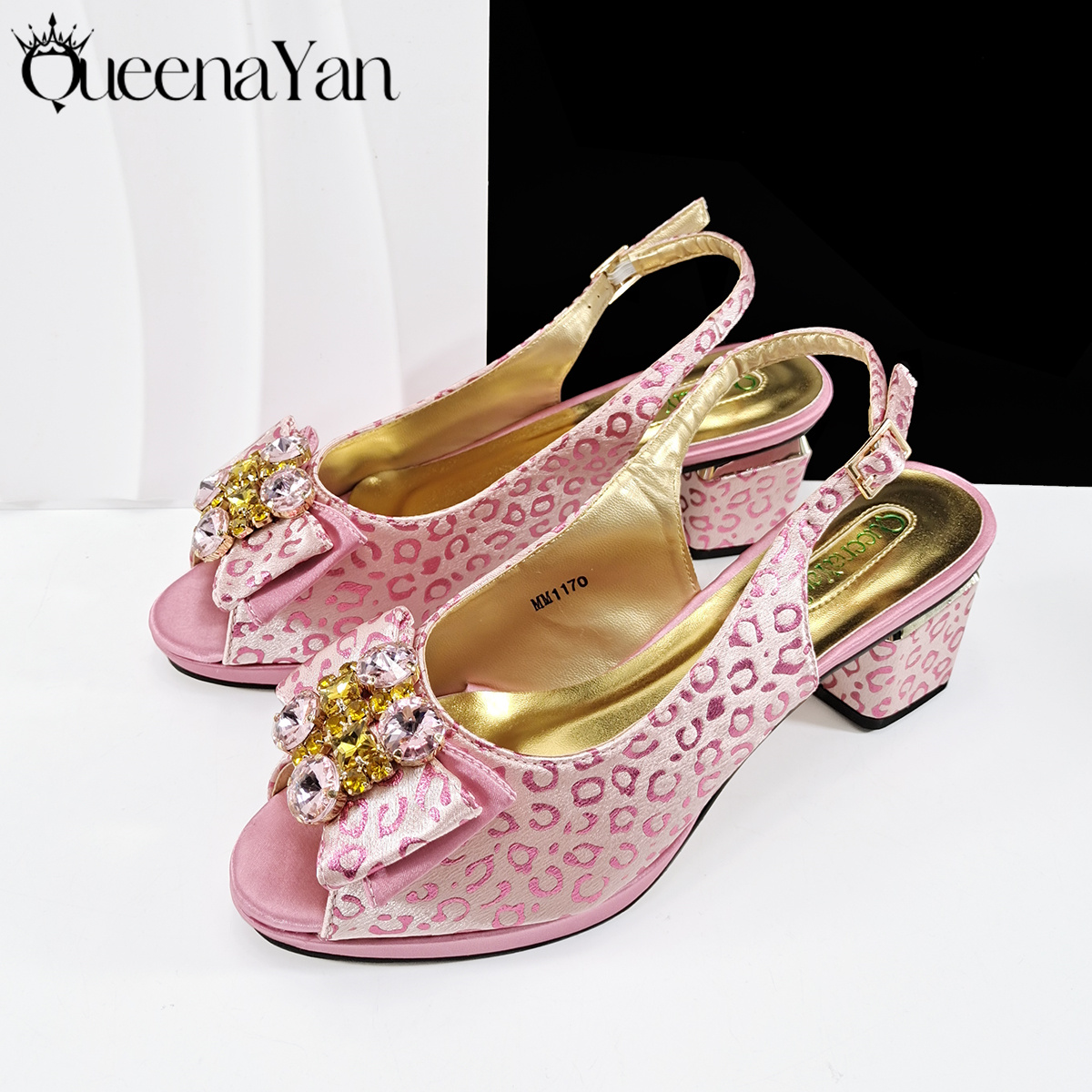Queena Yan  2025 Shiny Italian - Party Favor Bag 评论和价格
